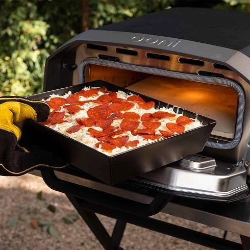 Ooni Pánev na pizzu v Detroitském stylu střední