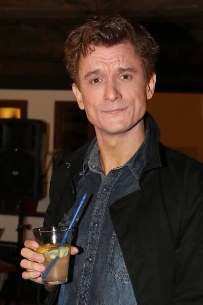 Tomáš Měcháček - český herec: Nejznámější filmy a seriály, kariéra, osobní život, profily na sociálních sítích