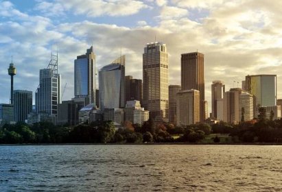 Australian Legal Market Midyear Update 2022 - TR - Legal Insight Australia