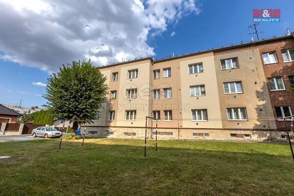 pohled na dům - Prodej bytu 1+kk 32 m², U Spravedlnosti, Louny