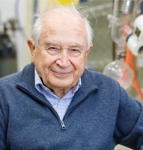 Raphael Mechoulam - Biography, Height & Life Story | Super Stars Bio