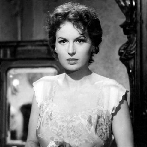 05. Silvana Mangano - Zlato Neapole (1954) - r. Vittorio De Sica.jpg