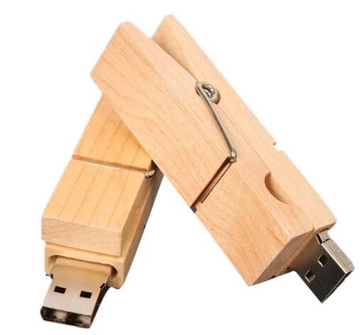 USB flash disk dřevěný kolíček