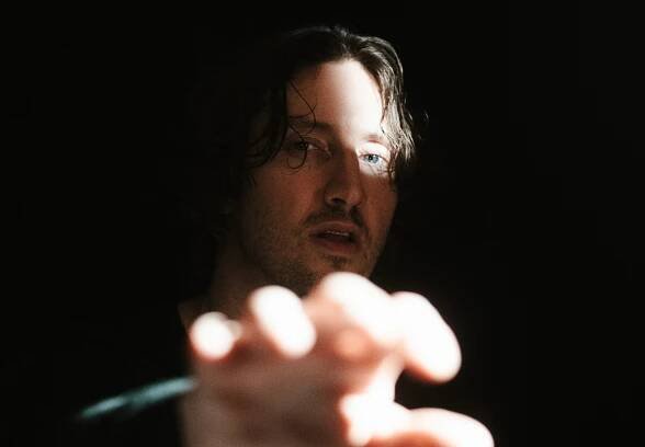 Dean Lewis shares haunting new single ‘With You’