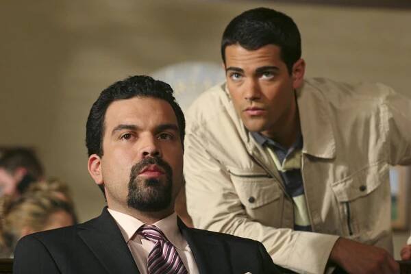 Zoufalé manželky - Jednoho krásného dne - Z filmu - Ricardo Chavira, Jesse Metcalfe