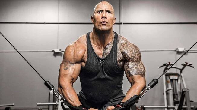 Dokážete si to představit? Dwayne Johnson prohlásil, že chce být novým Jamesem Bondem