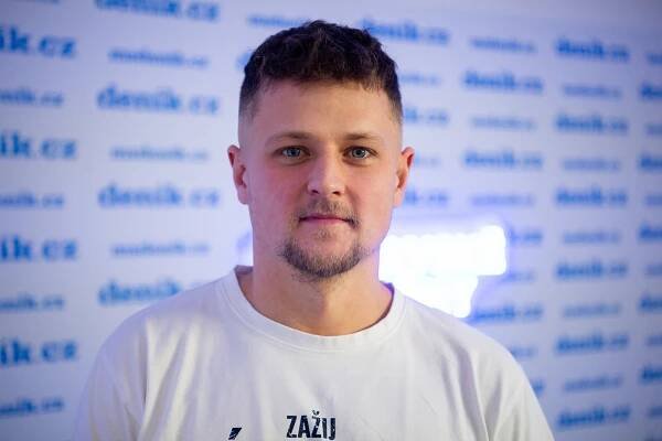 Jindřich Abdul táhne Vítkovice. Co říká o Rusku, náladě v týmu i vážném zranění