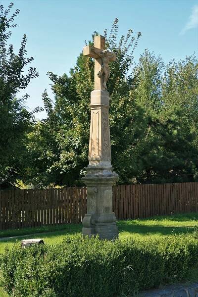 Kamenný kříž v Sivicích – Wikipedie