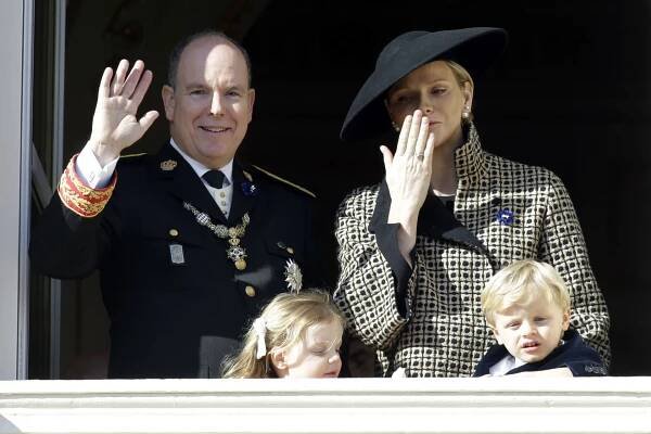 Monacká kněžna Charlene kvůli psychickým problémům zmeškala sedmé narozeniny svých dvojčat.