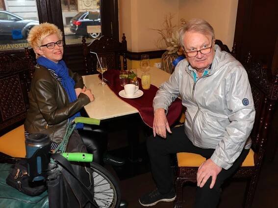 Novou známost odloučenému manželovi Jiřímu Adamcovi přeje: Je fajn, že ho to potkalo, říká Jana Adamcová