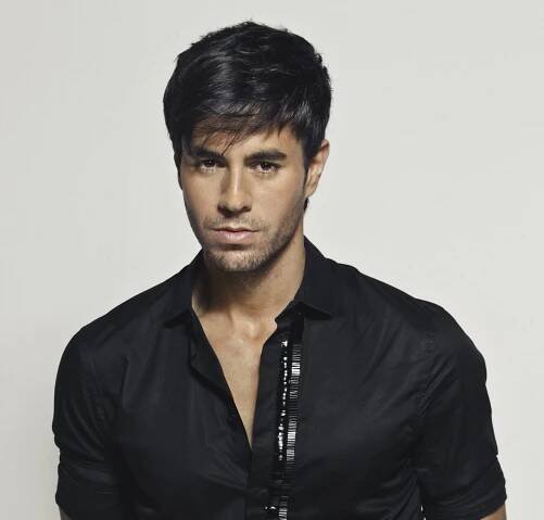 50 Famous Foot Lovers Celebrities Who Have a Thing for Feet » wikiGrewal