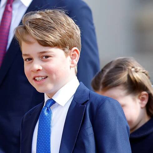 Prince George 'Protecting' Princess Charlotte Goes Viral