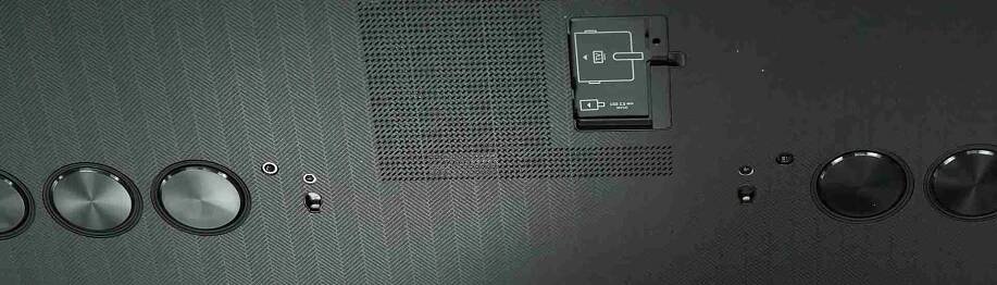 Recenze televizoru Samsung QN95B (QE55QN95B, QE65QN95B, QE75QN95B a QE85QN95B)