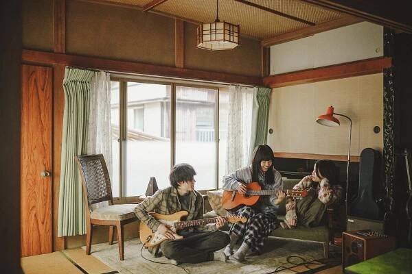 Hokuto Macumura, Aina the End, Suzu Hirose - Kyrie no Uta - Z filmu