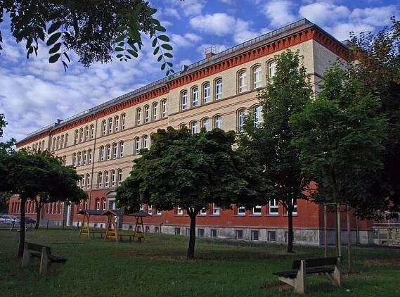 Neuerbeschule