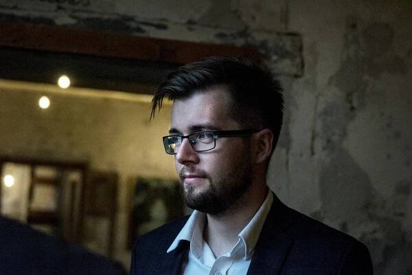 Piráti jednají o odvolání Michálka.,Mám pouze vysoké nároky na lidi,‘ brání se nařčení z šikany