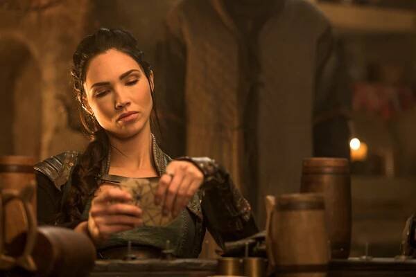 The Outpost - Someone Has to Rule - Z filmu - Jessica Green