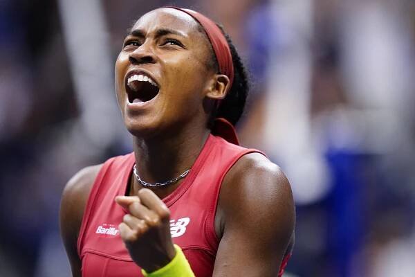 US Open ovládla po velkém obratu domácí teenagerka!