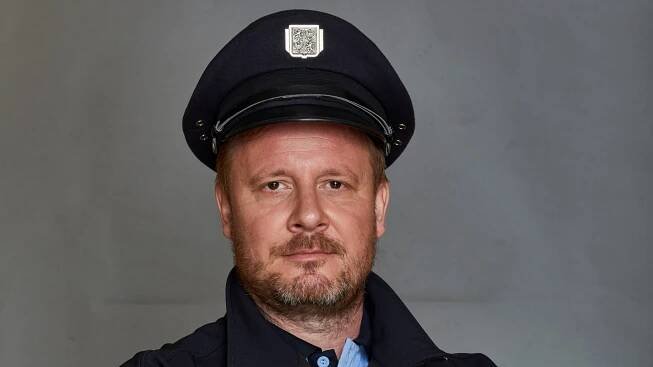 Matěj Dadák z Policie Modrava jako úspěšný spisovatel. Chce skončit s herectvím?