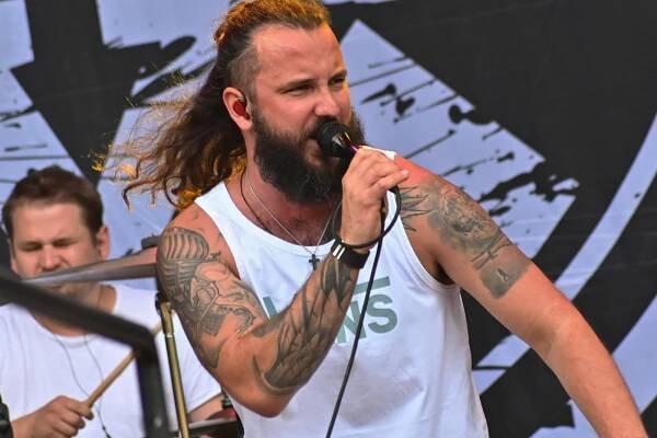 Dlouhé čekání skončilo. Kapela Škwor zahrála na Konopišti odložený koncert
