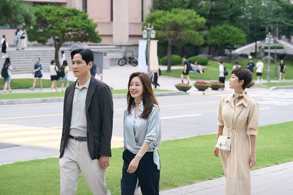 Love Take Two Episode 8 Review: Another Magical Watch 2