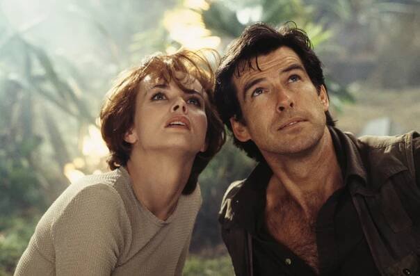 Izabella Scorupco and Pierce Brosnan filming a scene for GoldenEye.