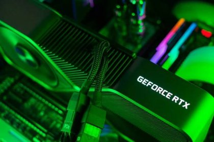 GeForce RTX 4070 Ti Super vydána: +9 % výkonu, konkurent Radeonu RX 7900 XT