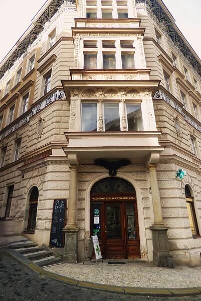 Nerudova ulice – tip na výlet | Vyletnik.cz