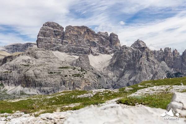 Ikonické dolomitské věže Tre Cime di Lavaredo ze všech světových stran | Horama