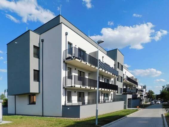 Byt 2+kk Unhošť - Karla Čapka - pronájem - Realitní makléř v lokalitách Kladno, Praha a okolí | Realitní makléř v lokalitách