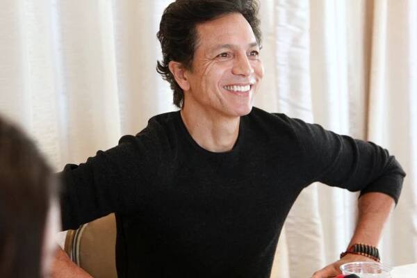 Exclusive Interview With Benjamin Bratt (Voice of Ernesto de la Cruz) in Disney Pixars COCO