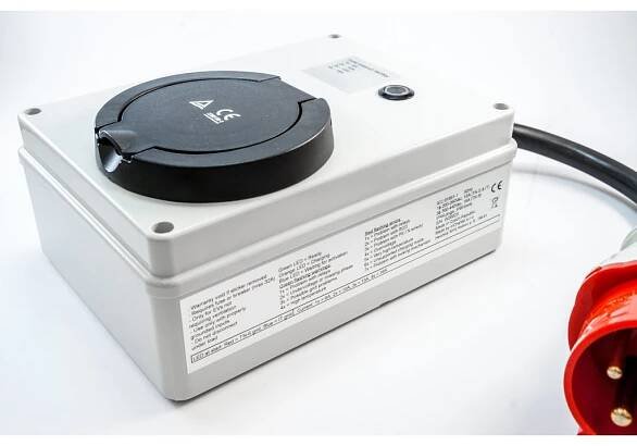 ADAPTÉR INCHANET CEE → TYP2 (přenosný WallBox) - Obrázek 8