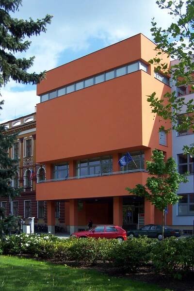 Fakulta elektrotechniky a informatiky Univerzity Pardubice