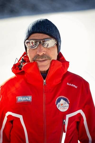 Team - Wintersportschule Hochpustertal