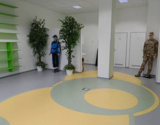 Materiály Thomsit na podlahách Rekrutačního střediska AČR v Dejvicích - Materiály pro stavbu
