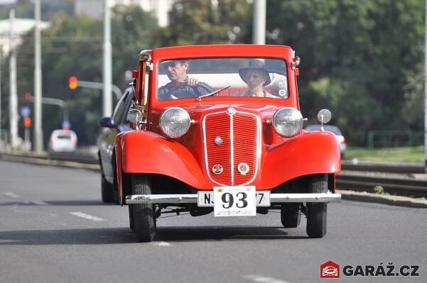 Pražská noblesa 2016: Veteráni v Praze v akci! (fotogalerie)