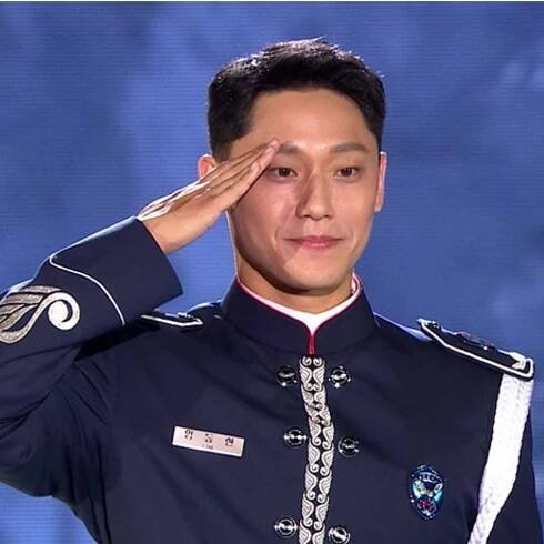 Lee Do-hyun Shines as Special MC on KBS's 'Immortal Songs' for Military Day 1