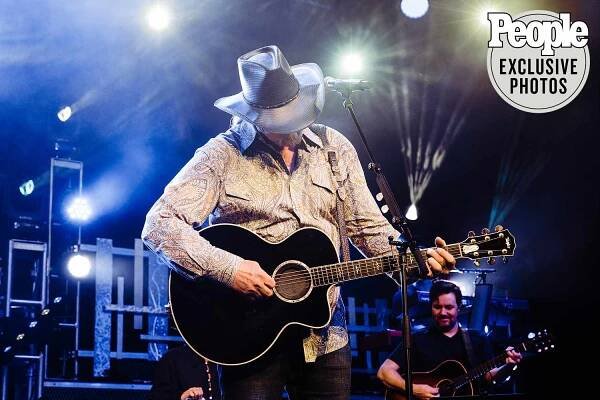 Trace Adkins Kicks Off His Tour by Rocking the Ryman — See Photos from the Sold-Out Night!