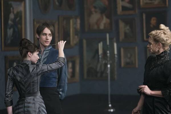 Penny Dreadful - Nejlítější šelma - Z filmu - Jessica Barden, Reeve Carney, Billie Piper