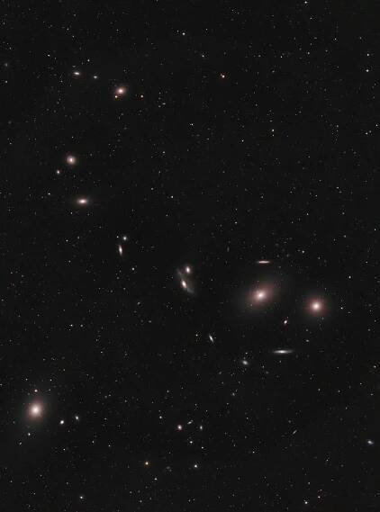 Markarian´s chain_RGB_sm.jpg