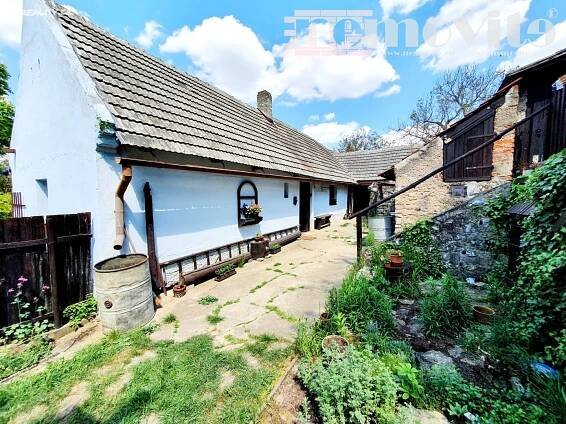 Prodej  rodinného domu 102 m², pozemek 686 m², Choteč, okres Praha-západ