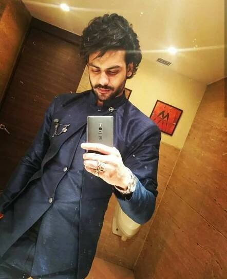 Vishal Aditya singh Contact number,facebook id,instagram account