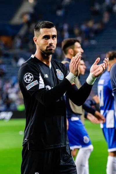 Diogo Costa’s UCL record converted into solidarity action - UEFA Foundation