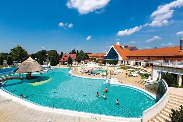 CESTA Travel Agency - Zájezdy - Maďarsko - Kehidakustány