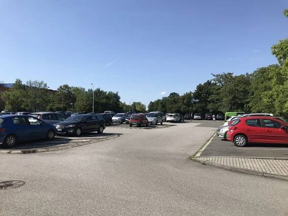 Fotogalerie • Parkoviště ulice Otavská (Parkoviště) • Mapy.com