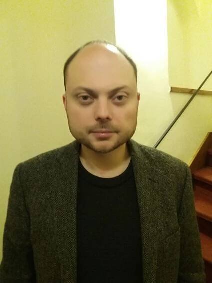 Rusku vládne KGB. Změna se ale blíží, říká ruský opozičník, který přežil dvě otravy