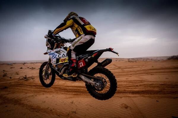 Dakar 2021 – 8. Etapa, Lhotského limitují zuby, Pabiška stále v TOP 5 - MOTOHOUSE