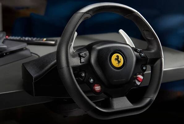 Volant Thrustmaster T80 Ferrari 488 GTB Edition pro PS5, PS4 a PC 
