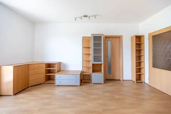 Pronájem bytu 2kk, Praha 13 Stodůlky - RealityRekl | Uvažujete o prodeji/pronájmu Vaší nemovitosti? Chcete znát její tržní