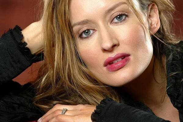 Natascha McElhone